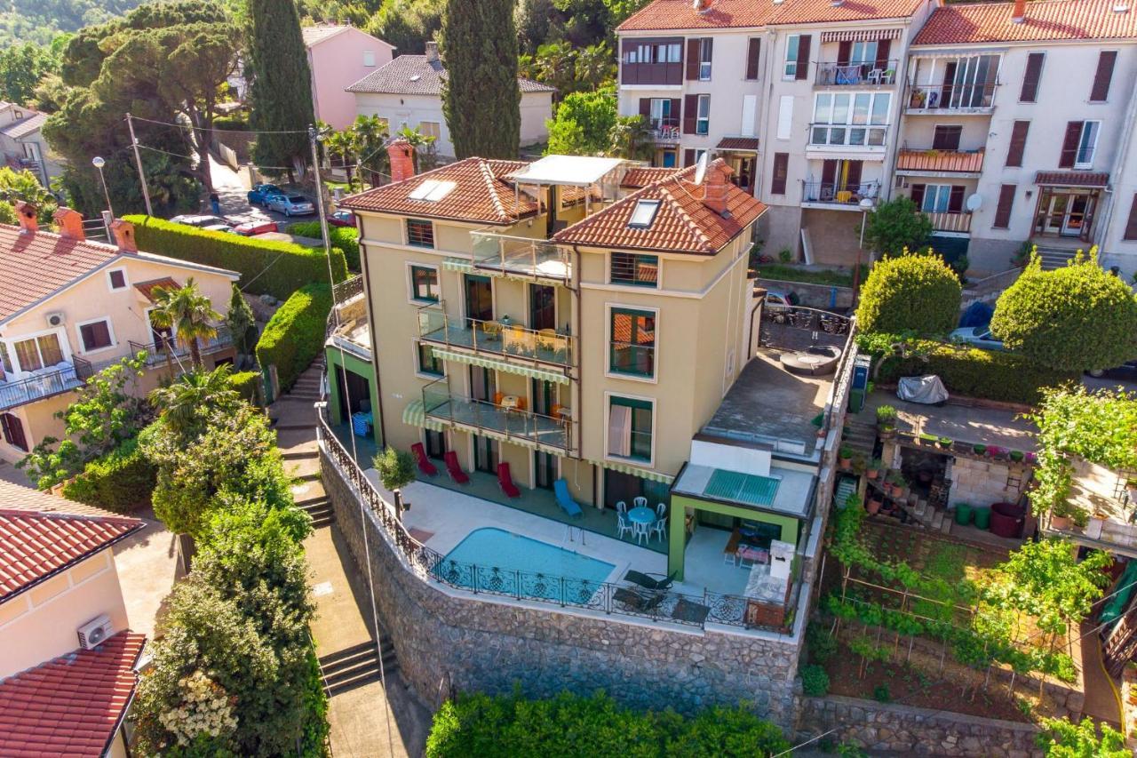 Lux Apartmani Opatija Exterior photo
